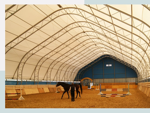 Строительство конных манежей в Выксе