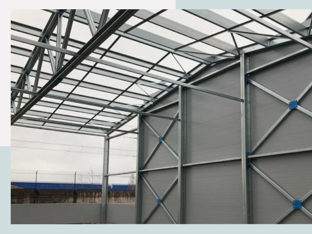 Каркасные ангары от СтальСтрой-Вкс по цене от 622 руб.